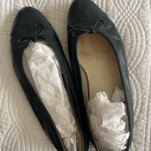 Chanel authentic ballet flats. Size 40